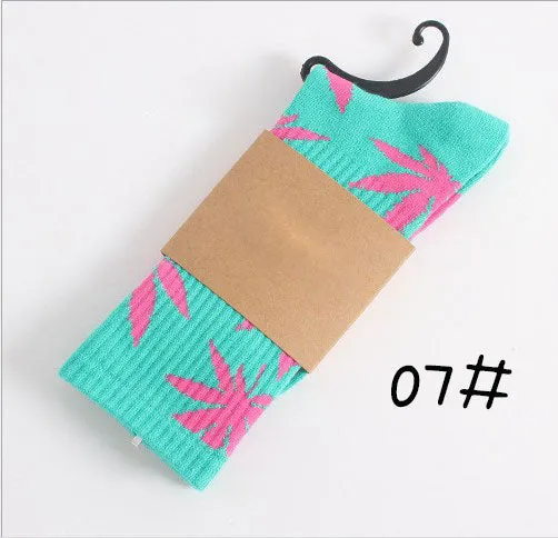 High Quality Harajuku Style Weed Socks For Women Men's Hip Hop Cotton Skateboard Sock Man WZ001