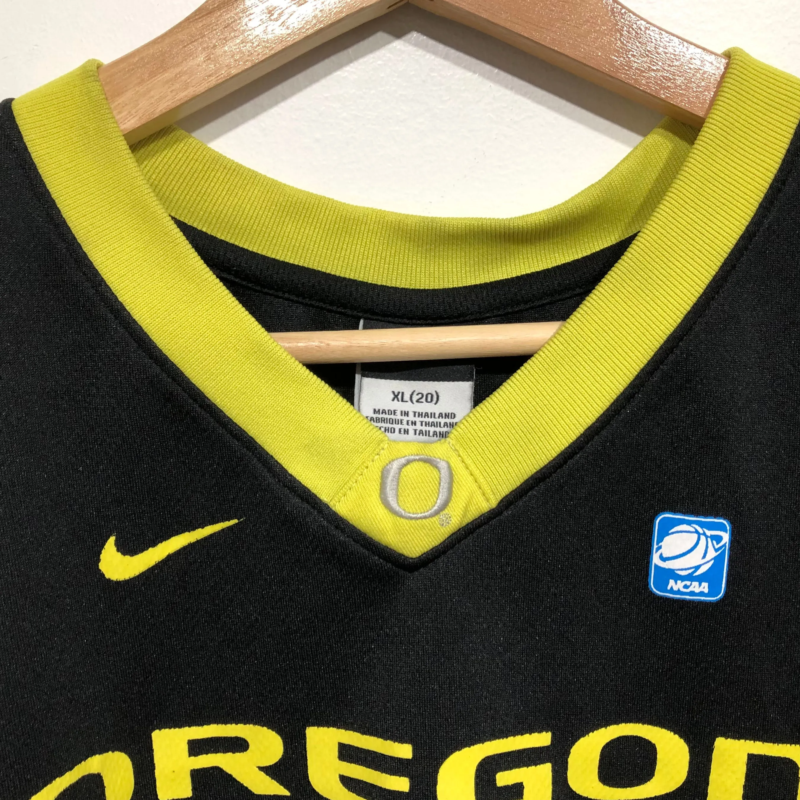 Oregon Ducks Basketball Jersey Youth XL