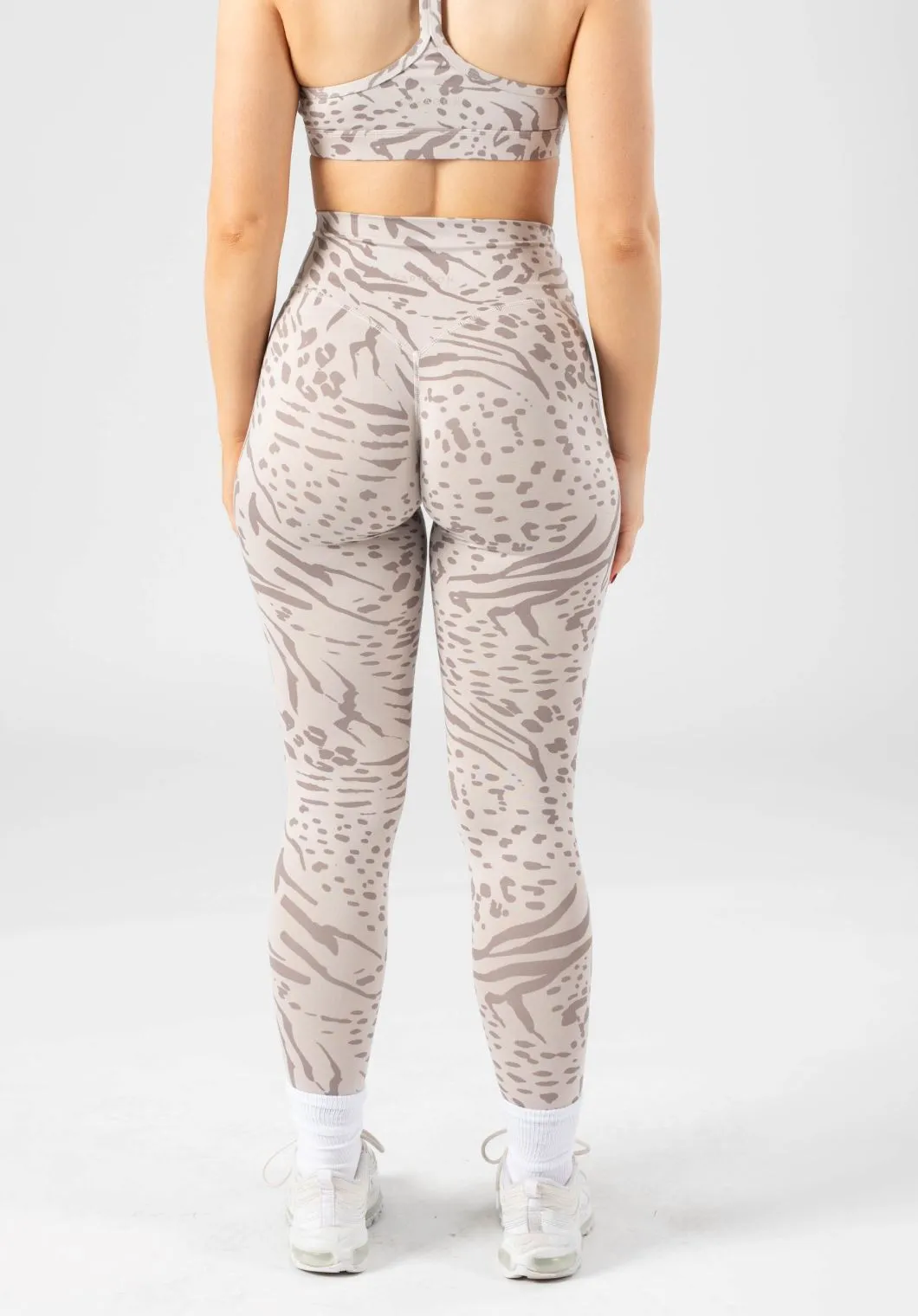 Reluna Original Sculptseam™ Legging Snow Leopard